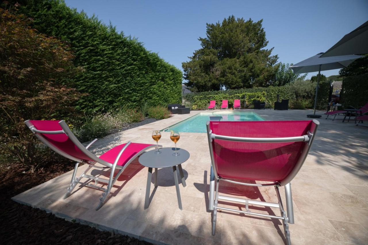 Logis Hotel La Croix Blanche Fontevraud Bagian luar foto