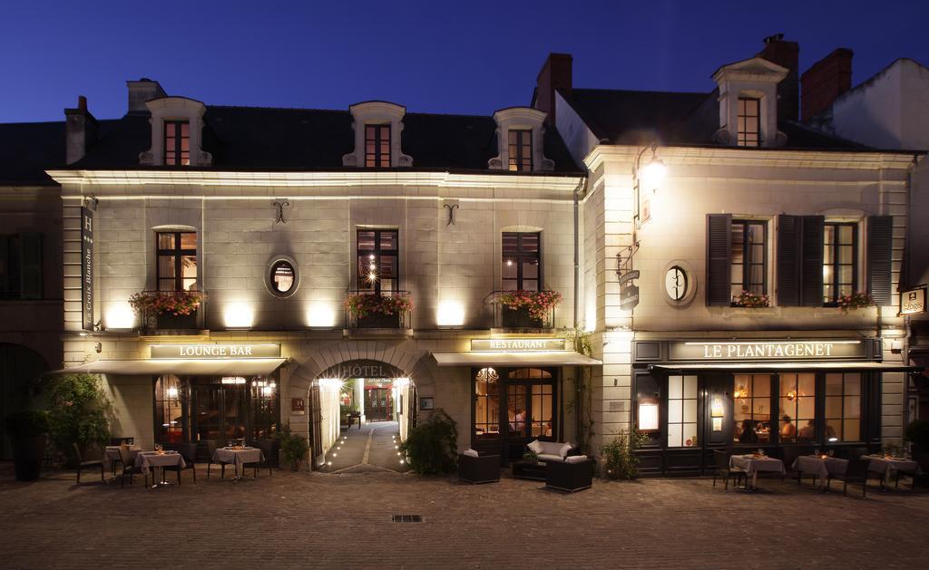 Logis Hotel La Croix Blanche Fontevraud Bagian luar foto