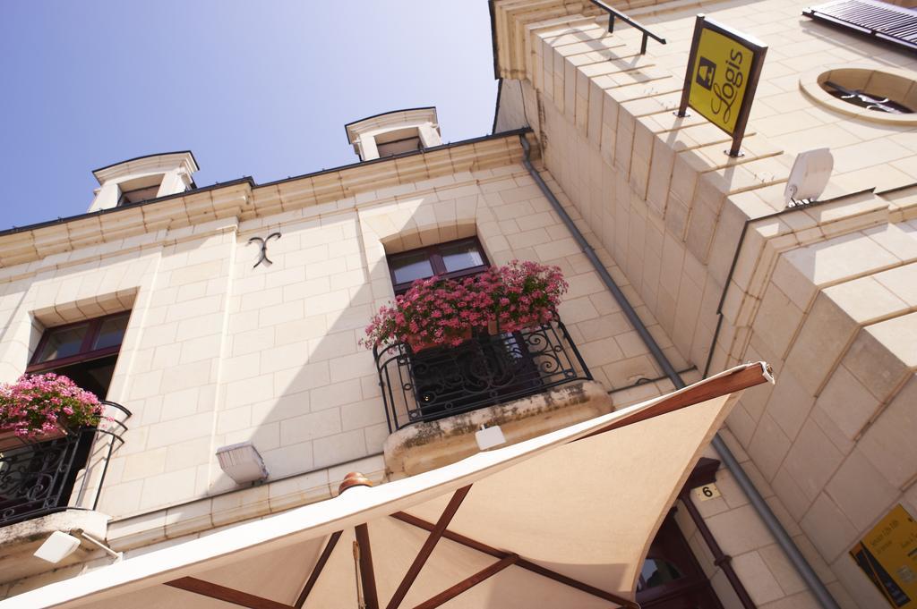 Logis Hotel La Croix Blanche Fontevraud Bagian luar foto