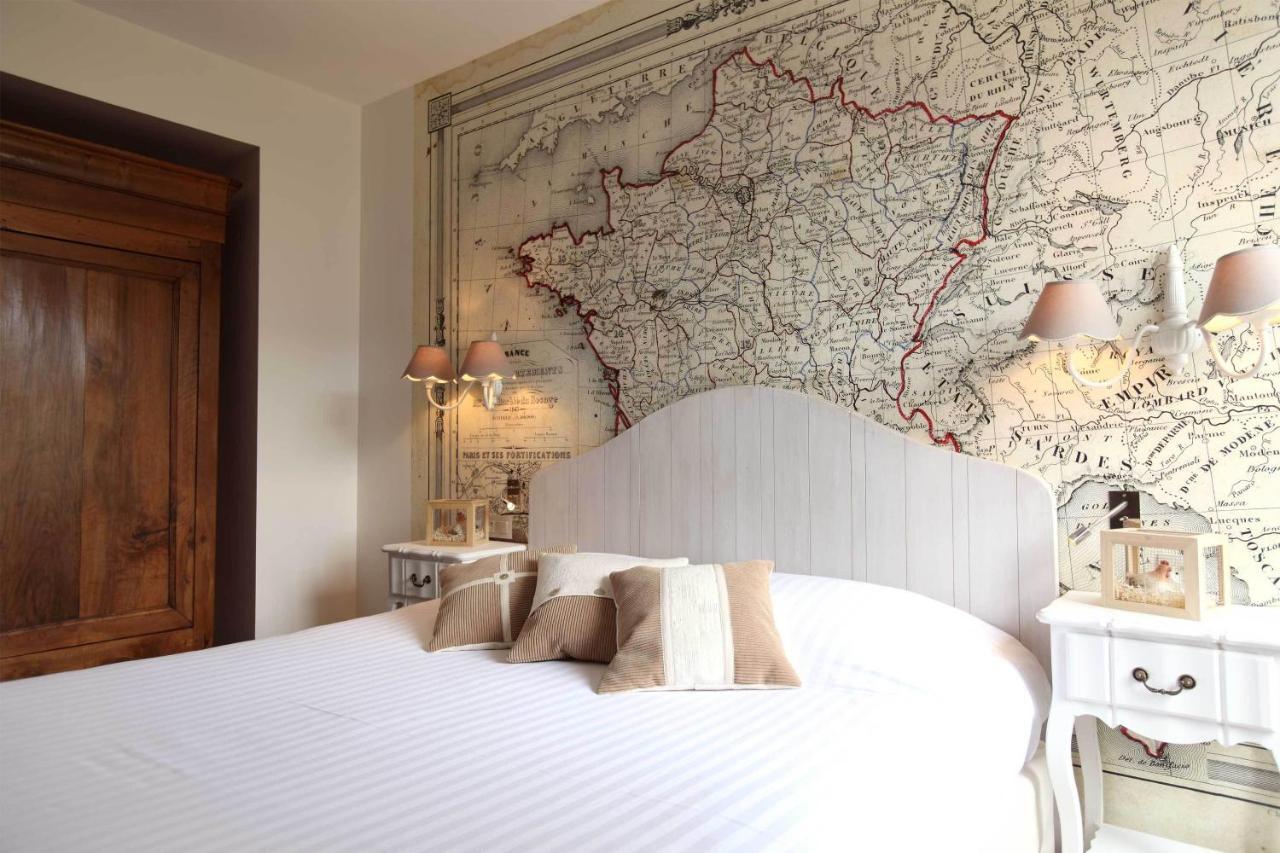 Logis Hotel La Croix Blanche Fontevraud Ruang foto
